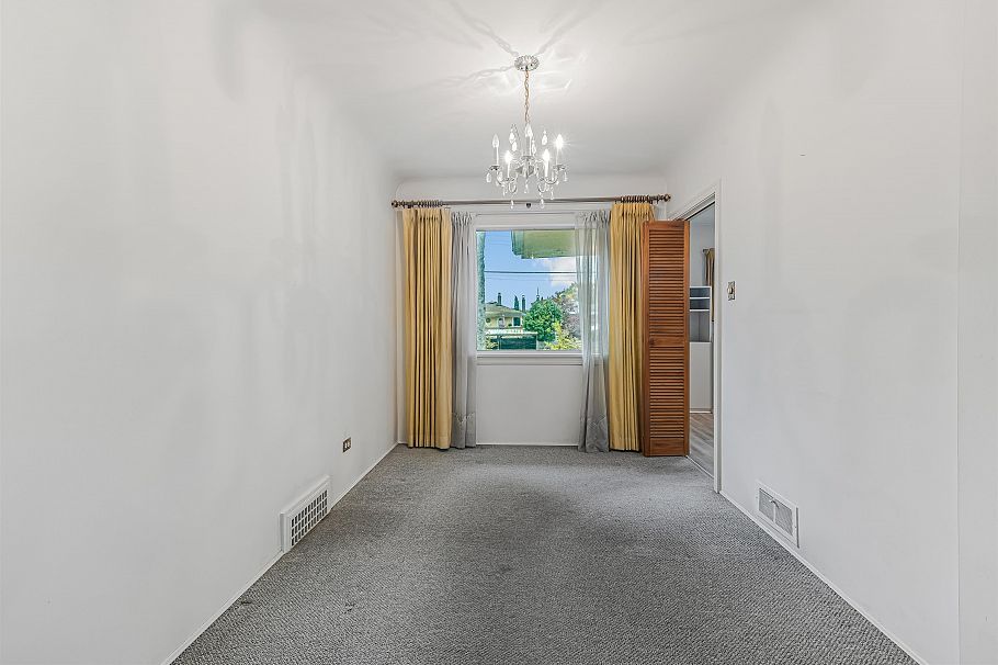3039 W 20th Avenue Vancouver, BC - 22