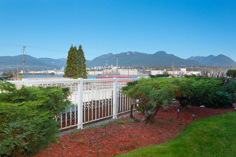 106 2211 Wall Street Vancouver, BC - 30