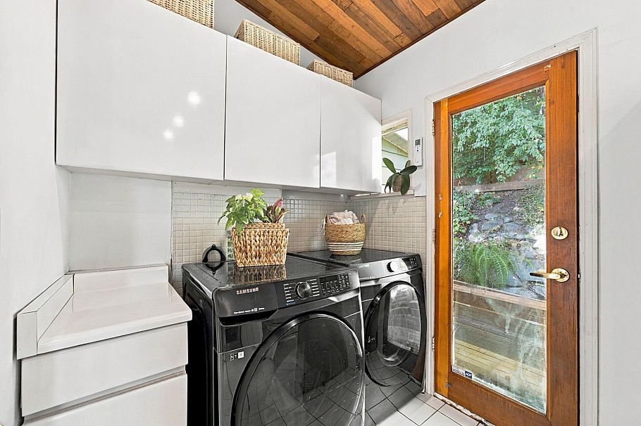 2787 Panorama Drive North Vancouver, BC - 14