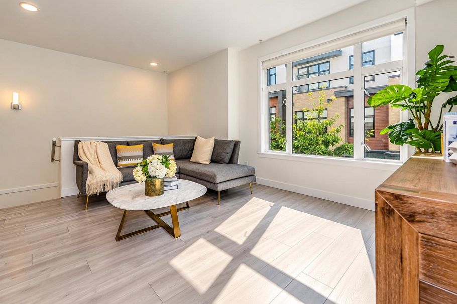 259 2035 Glenaire Drive North Vancouver, BC - 3