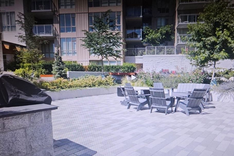 105 2325 Emery Court North Vancouver, BC - 19