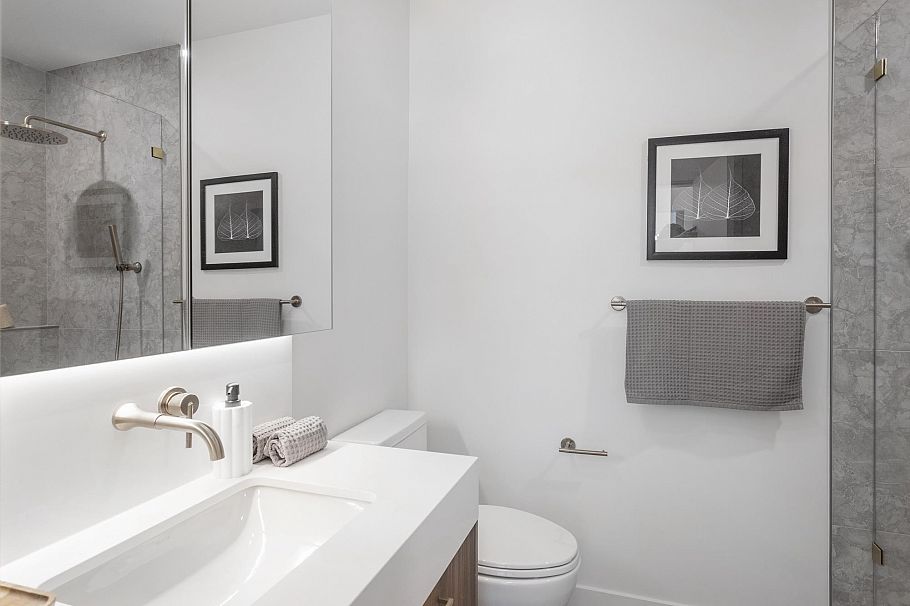 235 602 E 2nd Street North Vancouver, BC - 19