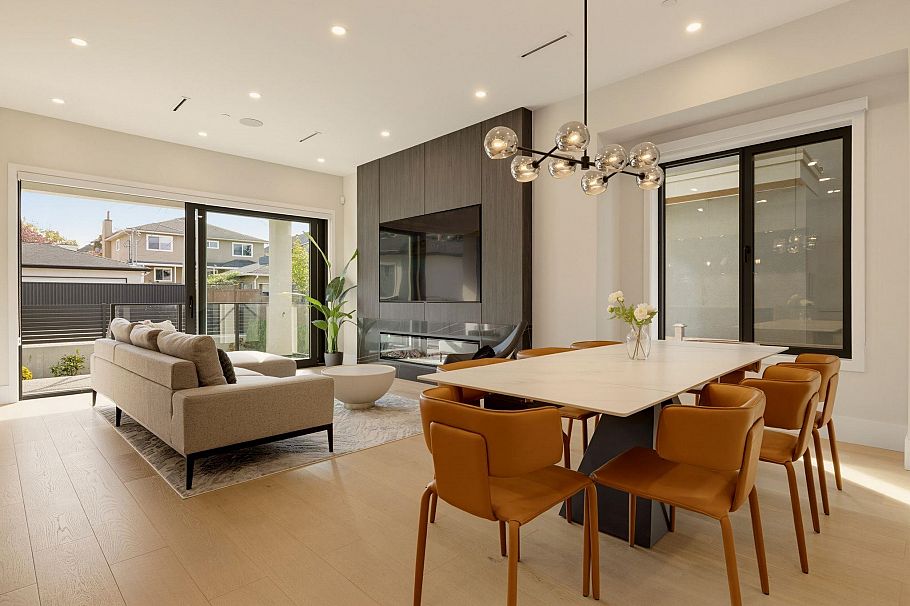 2118 W 21st Avenue Vancouver, BC - 2