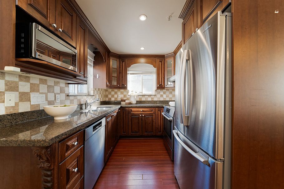 2418 St. Catherines Street Vancouver, BC - 17