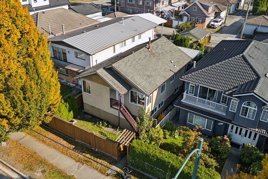 850 Nanaimo Street Vancouver, BC - 3