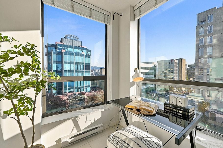 709 1068 W Broadway Vancouver, BC - 4