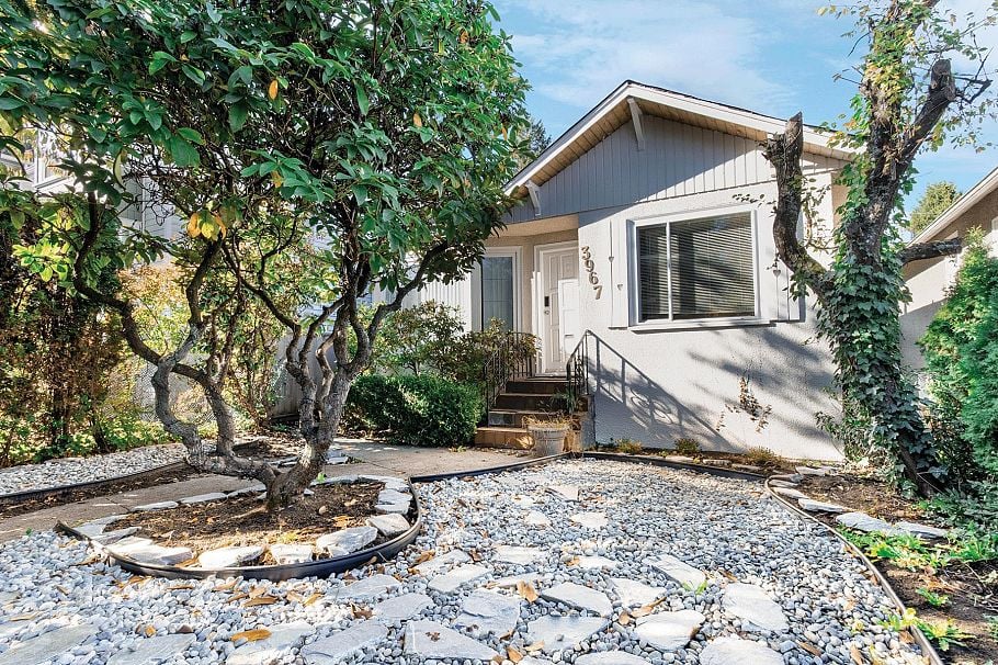 3967 Dunbar Street Vancouver, BC - 1