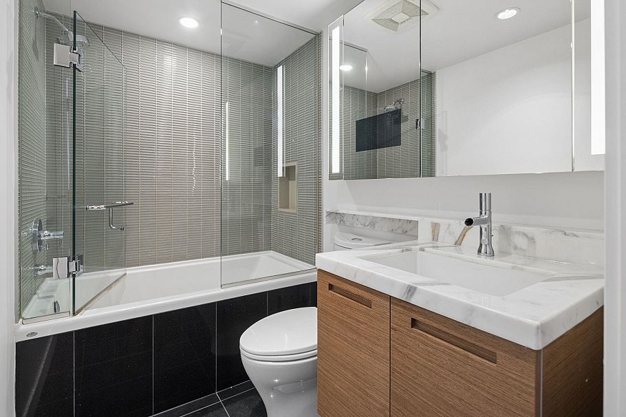 1211 777 Richards Street Vancouver, BC - 13