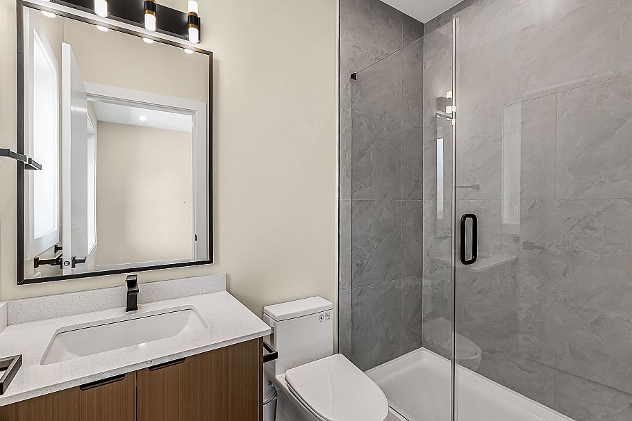 2837 W 31st Avenue Vancouver, BC - 21