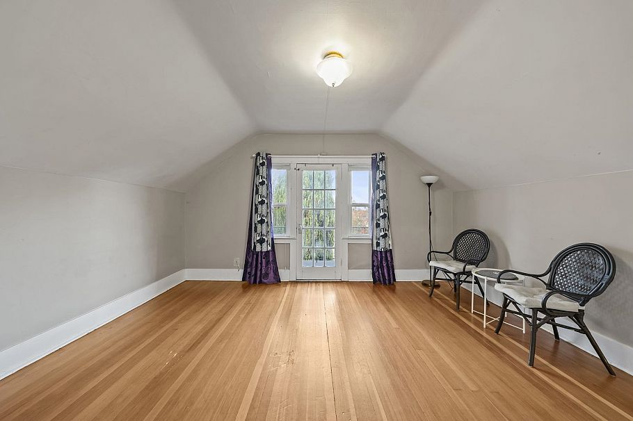 3588 W King Edward Avenue Vancouver, BC - 18