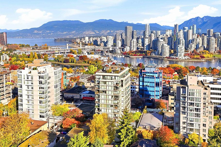 709 1068 W Broadway Vancouver, BC - 35