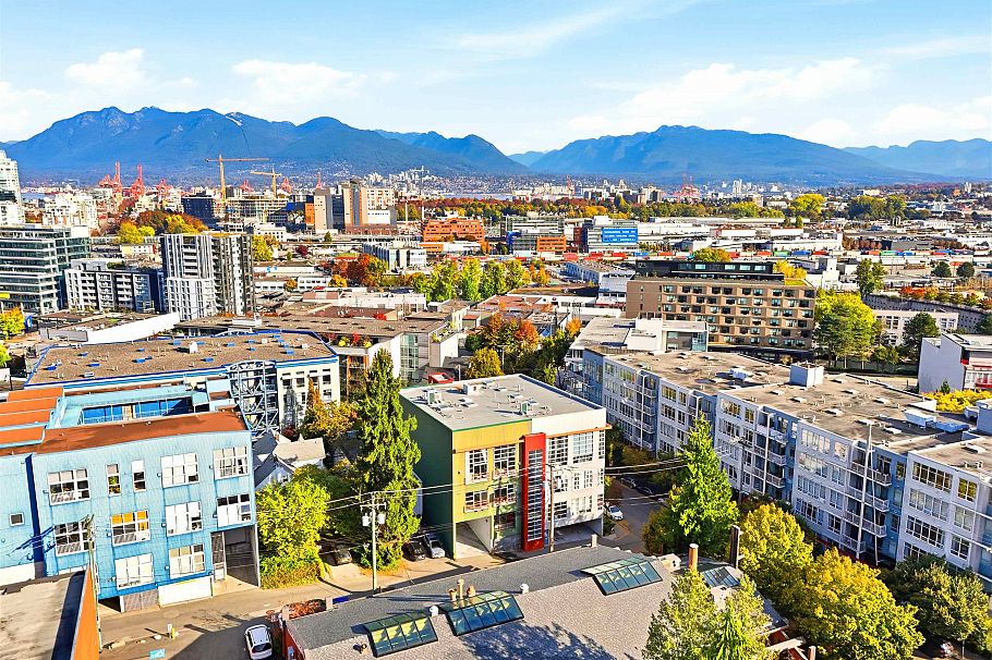 307 272 E 4th Avenue Vancouver, BC - 36