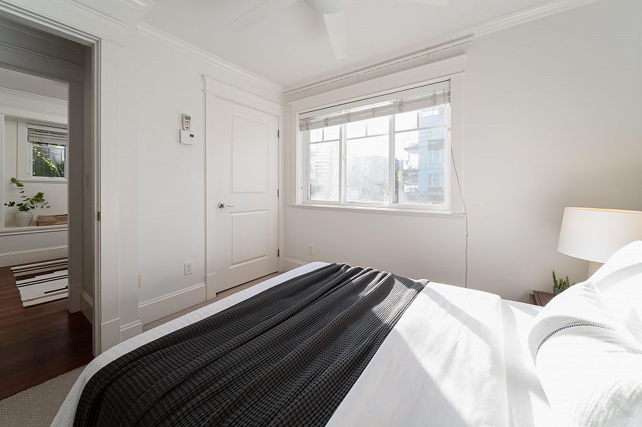 2418 St. Catherines Street Vancouver, BC - 30