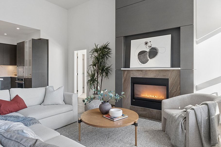 507 3602 Aldercrest Drive North Vancouver, BC - 4