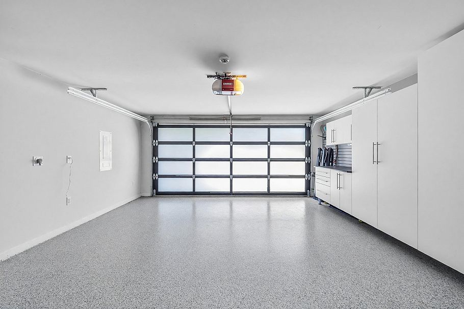 4324 Glencanyon Drive North Vancouver, BC - 28