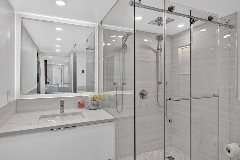 903 995 Roche Point Drive North Vancouver, BC - 26
