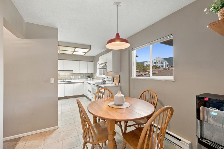 806 Roche Point Drive North Vancouver, BC - 15