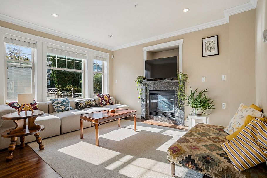 768 E 11th Avenue Vancouver, BC - 3
