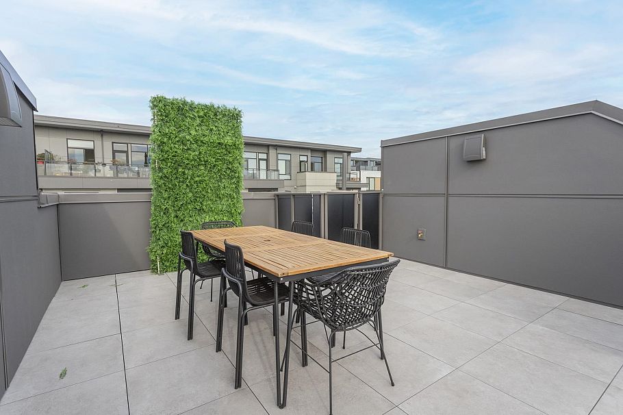 235 602 E 2nd Street North Vancouver, BC - 28