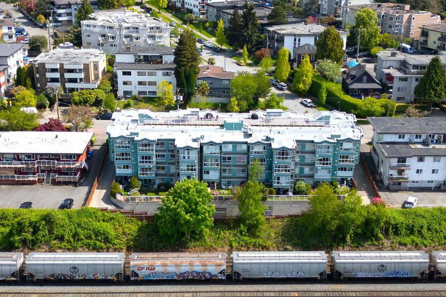 106 2211 Wall Street Vancouver, BC - 31