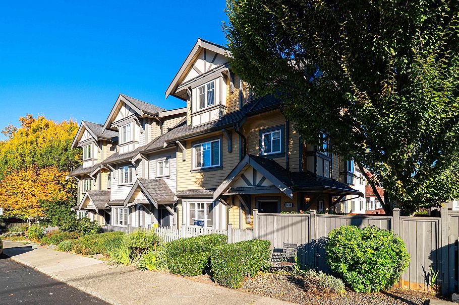 2418 St. Catherines Street Vancouver, BC - 2
