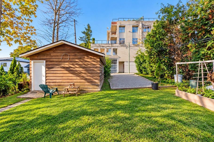3588 W King Edward Avenue Vancouver, BC - 31