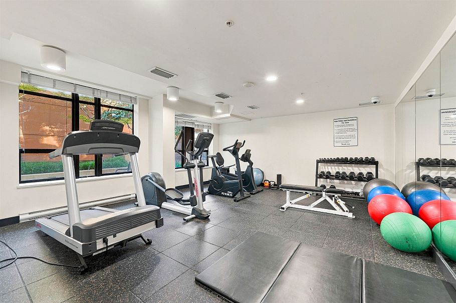 709 1068 W Broadway Vancouver, BC - 29