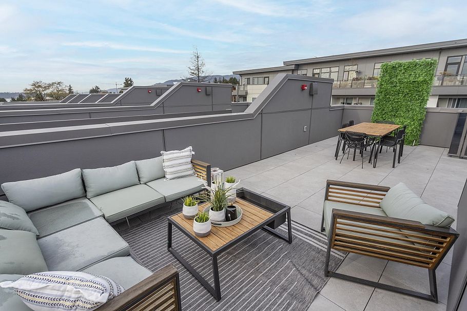 235 602 E 2nd Street North Vancouver, BC - 29