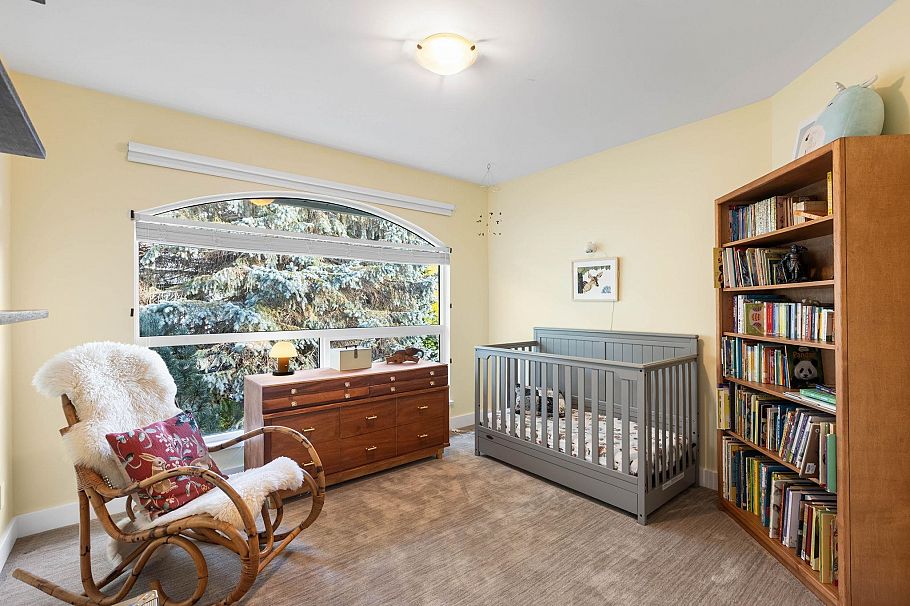 1417 Jones Avenue North Vancouver, BC - 19