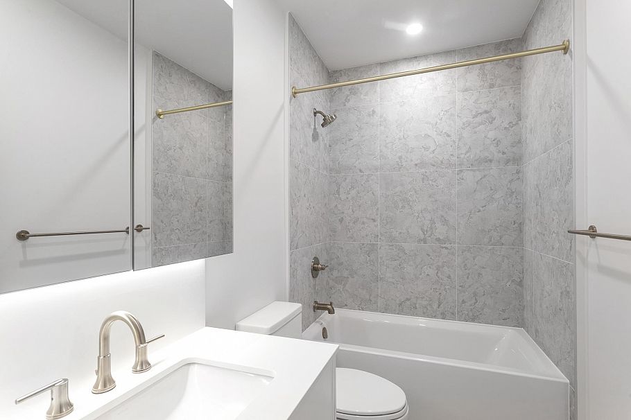 234 602 E 2nd Street North Vancouver, BC - 19