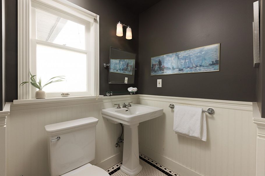 455 W 22nd Avenue Vancouver, BC - 12