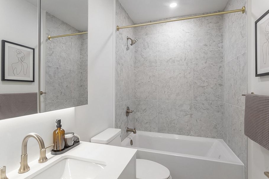235 602 E 2nd Street North Vancouver, BC - 22