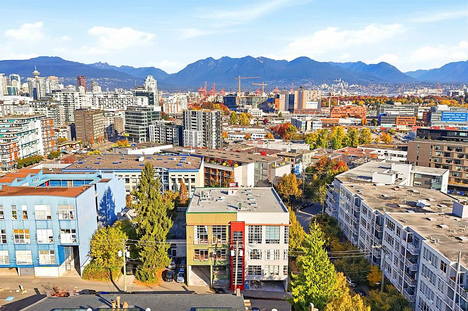 307 272 E 4th Avenue Vancouver, BC - 35