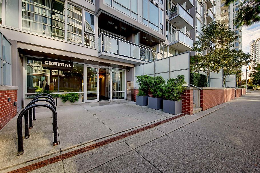 1711 1618 Quebec Street Vancouver, BC - 3