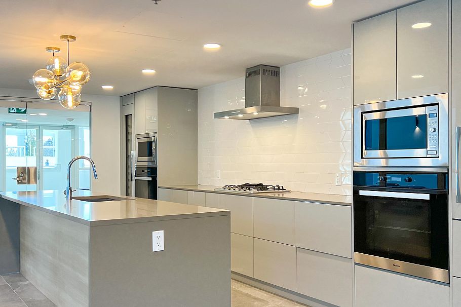 807 1675 Lions Gate Lane North Vancouver, BC - 30
