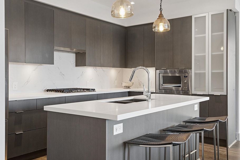 507 3602 Aldercrest Drive North Vancouver, BC - 9