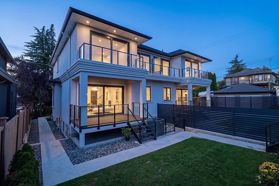 2118 W 21st Avenue Vancouver, BC - 33