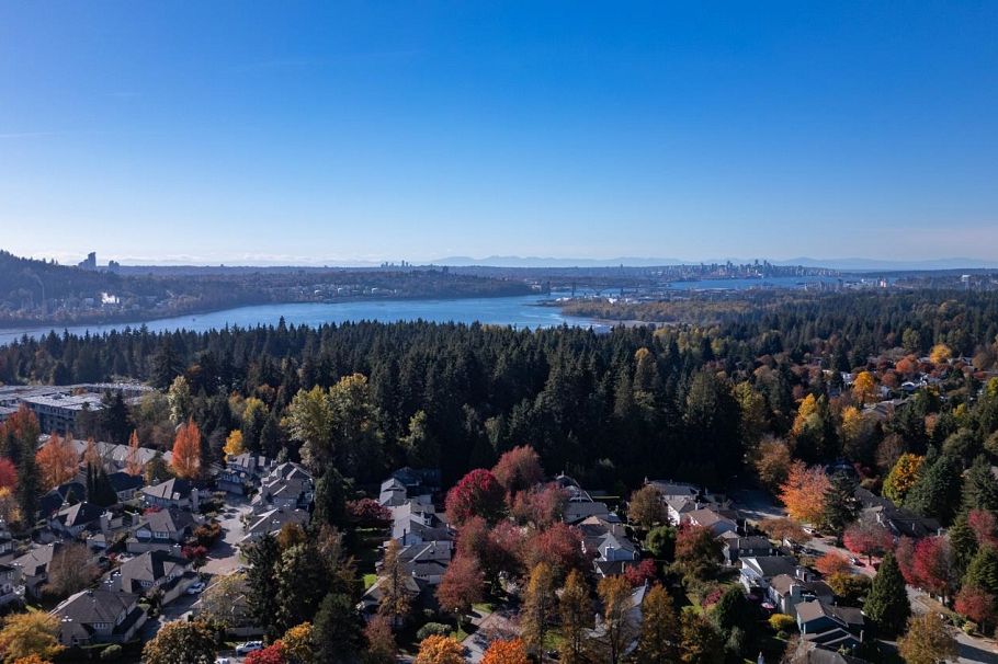 903 995 Roche Point Drive North Vancouver, BC - 36