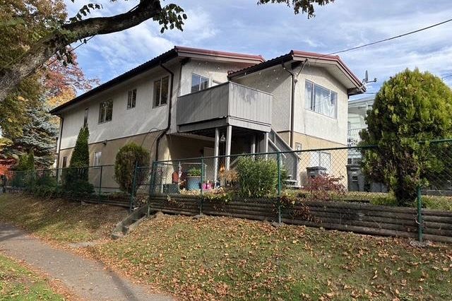 1104 E 18th Avenue Vancouver, BC - 19