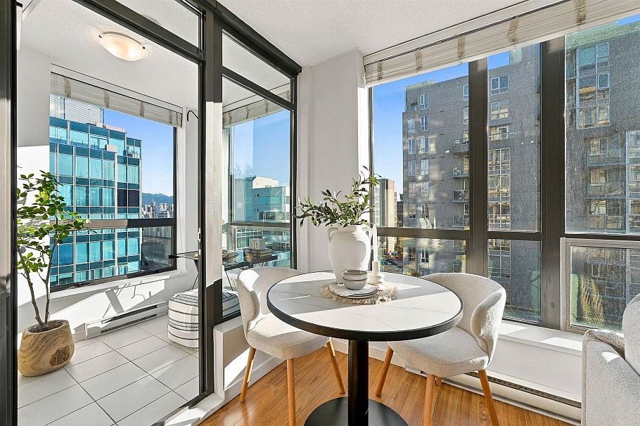 709 1068 W Broadway Vancouver, BC - 3