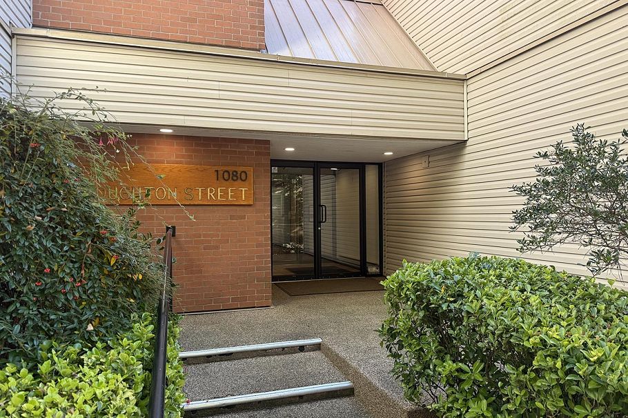 203 1080 Broughton Street Vancouver, BC - 31