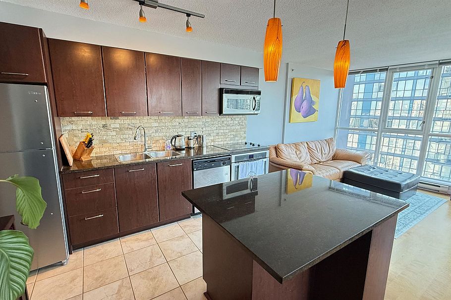 2508 1155 Seymour Street Vancouver, BC - 3