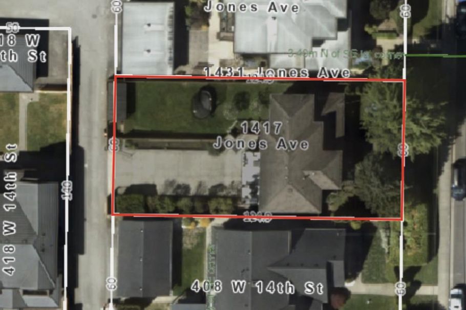1417 Jones Avenue North Vancouver, BC - 33