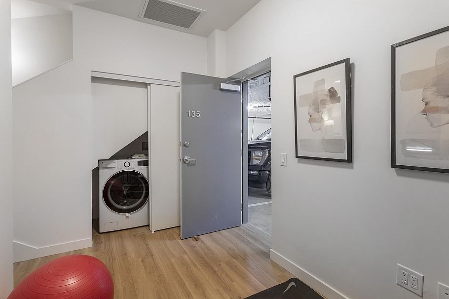 136 602 E 2nd Street North Vancouver, BC - 19