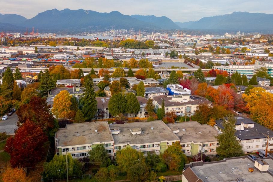 319 750 E 7th Avenue Vancouver, BC - 27