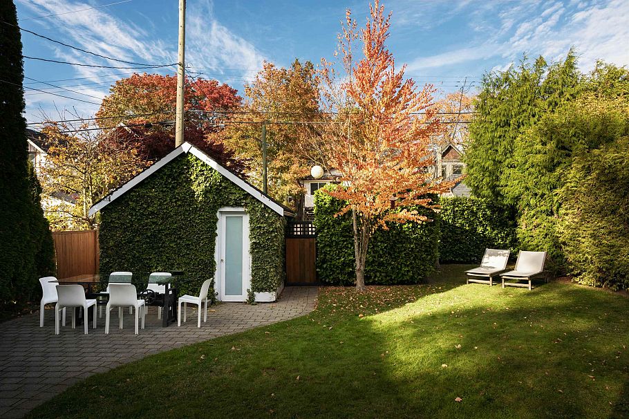 455 W 22nd Avenue Vancouver, BC - 25