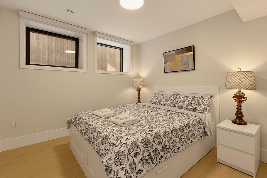 2118 W 21st Avenue Vancouver, BC - 29
