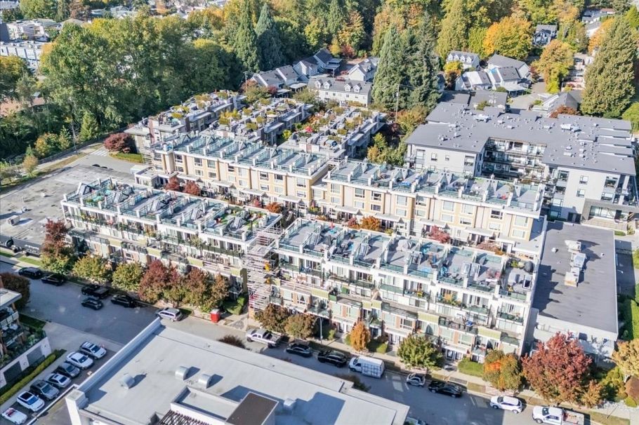 64 728 W 14th Street North Vancouver, BC - 28