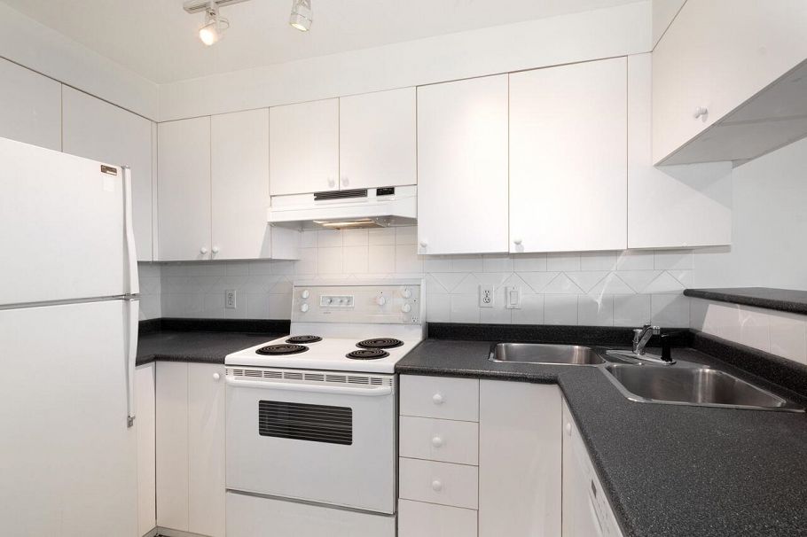 106 2211 Wall Street Vancouver, BC - 7