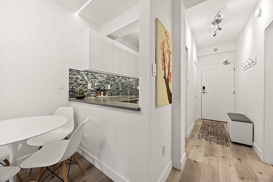 207 1655 Nelson Street Vancouver, BC - 8